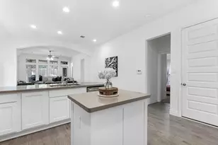 24543 Songlark Bend Dr, Tomball, TX 77375 - Photo 4