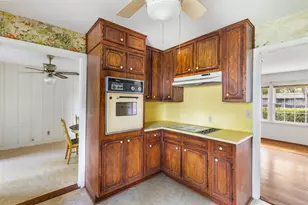 4010 Ascot Ln, Houston, TX 77092 - Photo 12