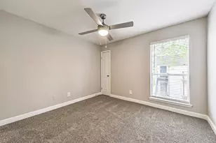 1111 W Main St, League City, TX 77573 - Photo 10