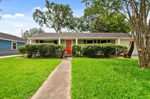 7722 El Rancho St, Houston, TX 77087 - Photo 1