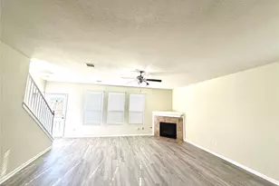 2543 Tucker Creek Dr, Fresno, TX 77545 - Photo 10