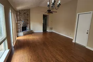 11011 Crenchrus Ct, Houston, TX 77086 - Photo 6