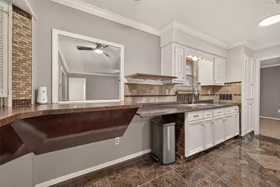 5002 Bay Cedar Court, Houston, TX 77048 - Photo 8