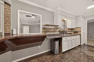5002 Bay Cedar Ct, Houston, TX 77048 - Photo 8