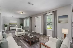 608 W Lobit St, Baytown, TX 77520 - Photo 26