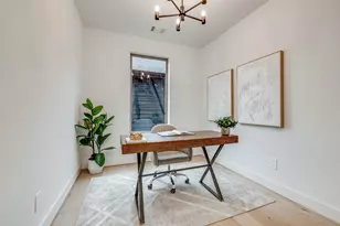 411 W Drew St, Houston, TX 77006 - Photo 32