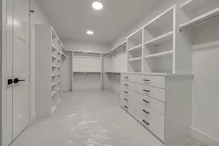 411 W Drew St, Houston, TX 77006 - Photo 28