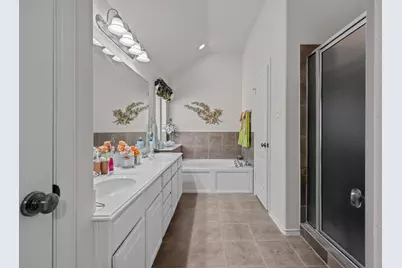 738 Oak Ridge Grove Circle, Oak Ridge North, TX 77386 - Photo 22