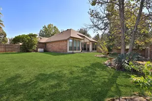 738 Oak Ridge Grove Cir, Oak Ridge North, TX 77386 - Photo 32