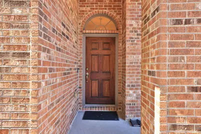 738 Oak Ridge Grove Circle, Oak Ridge North, TX 77386 - Photo 4