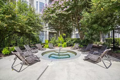 5353 Memorial Drive #2031, Houston, TX 77007 - Photo 16