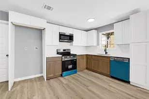 831 Becker St, Channelview, TX 77530 - Photo 4