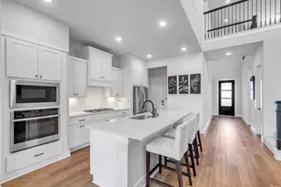 9219 Trimble Lndg Dr, Tomball, TX 77375 - Photo 8