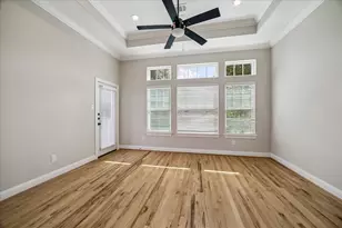 1013 E 27th St, Houston, TX 77009 - Photo 14
