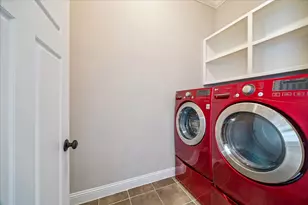 1013 E 27th St, Houston, TX 77009 - Photo 24