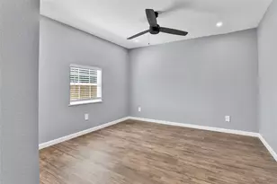 601 E 38th St, Houston, TX 77022 - Photo 8