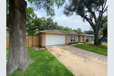 10123 Kent Towne Lane, Sugar Land, TX 77498 - Photo 2