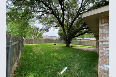 10123 Kent Towne Lane, Sugar Land, TX 77498 - Photo 12