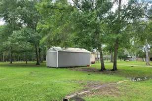 20402 Birchmont Dr, Guy, TX 77444 - Photo 18