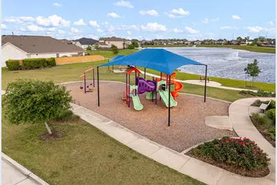 4819 Seaside Sparrow Lane, Baytown, TX 77521 - Photo 32