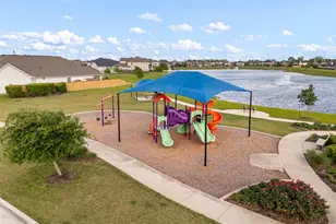 4819 Seaside Sparrow Ln, Baytown, TX 77521 - Photo 32