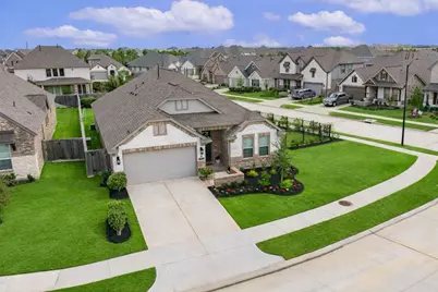 10802 Carolina Willow Court, Cypress, TX 77433 - Photo 2