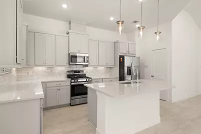 532 Red Cascade Trail, Willis, TX 77318 - Photo 4