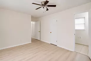 11011 Caribbean Ln, Houston, TX 77089 - Photo 16