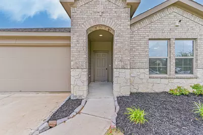 3930 Hawaiian Court, Baytown, TX 77521 - Photo 2