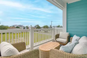 1013 10th St, Galveston, TX 77550 - Photo 8
