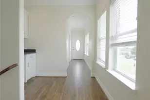 1013 10th St, Galveston, TX 77550 - Photo 36