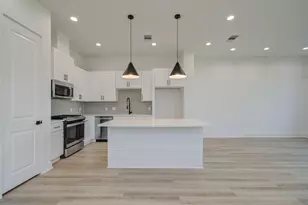 4425 Providence St, Houston, TX 77020 - Photo 12
