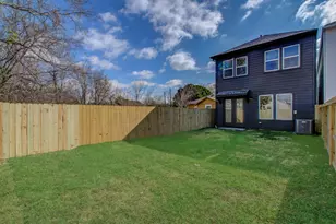 4425 Providence St, Houston, TX 77020 - Photo 38