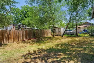 512 Vickers Ave, San Antonio, TX 78211 - Photo 20