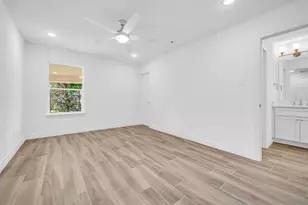 11314 S Williamsburg Dr, Piney Point Village, TX 77024 - Photo 32