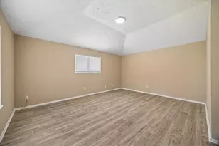 10710 Staghill Dr, Houston, TX 77064 - Photo 6
