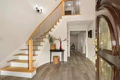 2030 Willowmoss Court, Houston, TX 77008 - Photo 8