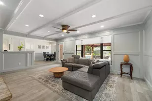 2030 Willowmoss Ct, Houston, TX 77008 - Photo 12