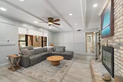 2030 Willowmoss Court, Houston, TX 77008 - Photo 14