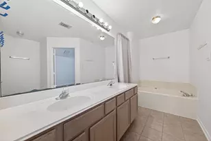 13611 Eldridge Springs Way, Houston, TX 77083 - Photo 38