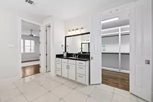 916 Yale St, Houston, TX 77008 - Photo 20