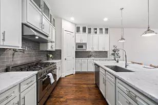 916 Yale St, Houston, TX 77008 - Photo 10