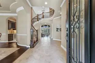2204 Texoma Bend Ln, Friendswood, TX 77546 - Photo 4