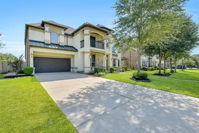 2204 Texoma Bend Lane, Friendswood, TX 77546 - Photo 2