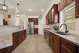 11 Antico Ct, The Woodlands, TX 77382 - Photo 10