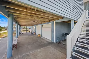 4023 1st St, Galveston, TX 77554 - Photo 4