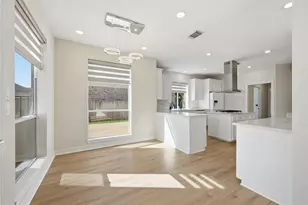 2302 Upland Park Dr, Sugar Land, TX 77479 - Photo 14