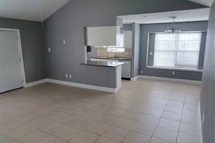1919 Long Barrel Ln, Sugar Land, TX 77489 - Photo 4