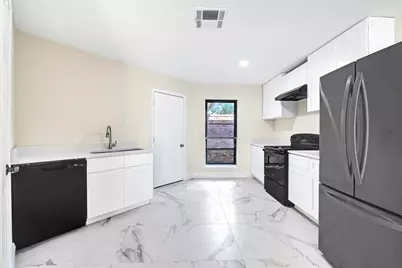 13723 Rocky Bluff Drive, Houston, TX 77085 - Photo 8