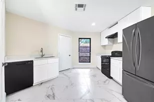 13723 Rocky Bluff Dr, Houston, TX 77085 - Photo 8